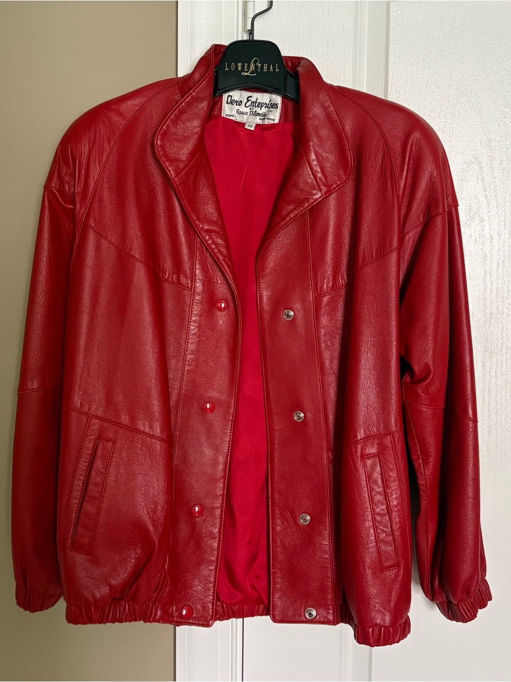 Vintage 80s/90s Dero Enterprises by Rocco D’Amelio Women’s Leather Jacket.